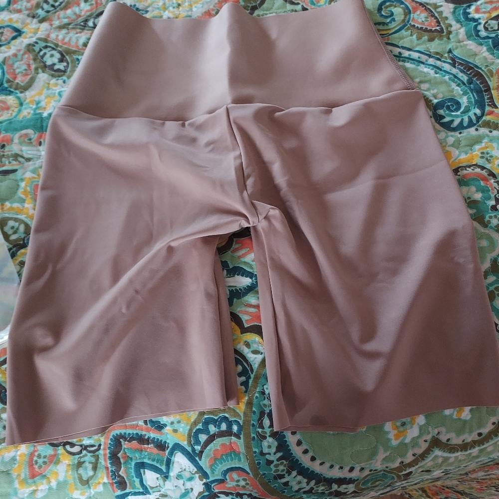 Shapewear Shorts, like Spanx